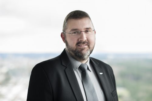 Apklausa atskleidė nacionalinius eismo kultūros ypatumus