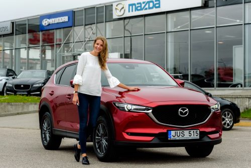 Airinė Palšytė gimtadienio proga išsirinko „Mazda CX-5“
