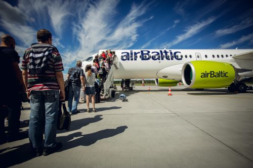 Per pirmą šių metų pusmetį „airBaltic“ skraidino 170 tūkst. keleivių iš Lietuvos