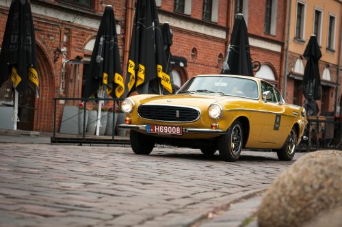 Istorinių automobilių pasaulio mįslės: kada ir į ką (ne)verta investuoti?