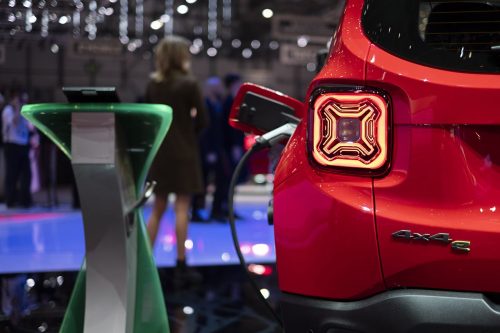 Elektrinės naujienos iš FCA stovyklos: visiškai naujas „Alfa Romeo Tonale“, „Fiat“ elektromobilio koncepcija, „Jeep“ hibridai