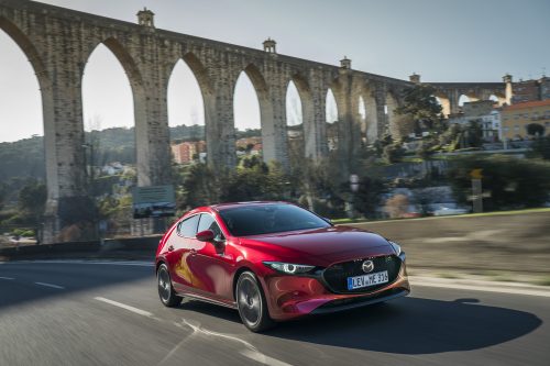 Revoliucinis „Mazda“ variklis „Skyactiv-X“ spaudžia „start“