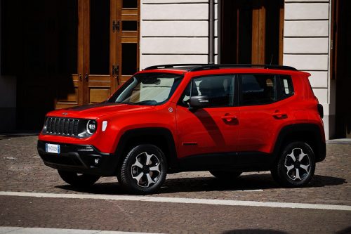 Kas lėmė, kad beveik visi gamintojai pradėjo kurti SUV automobilius?