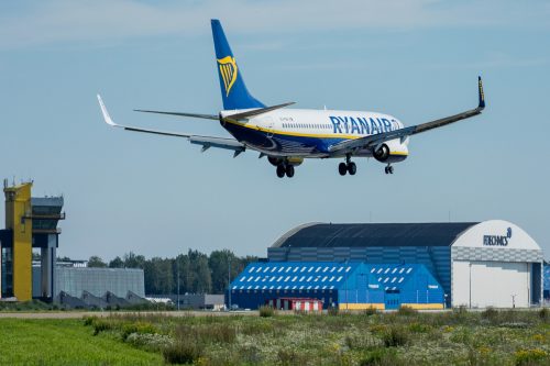 Rekordinė vasara Kauno oro uoste – liepos mėnesį pasiektas didžiausias keleivių skaičius istorijoje