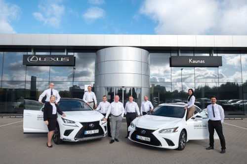 „Lexus“ automobilių salonų aptarnavimas pripažintas kokybiškiausiu