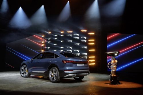 Naujas „e-tron“ šeimos SUV kupė: „Audi e-tron Sportback“