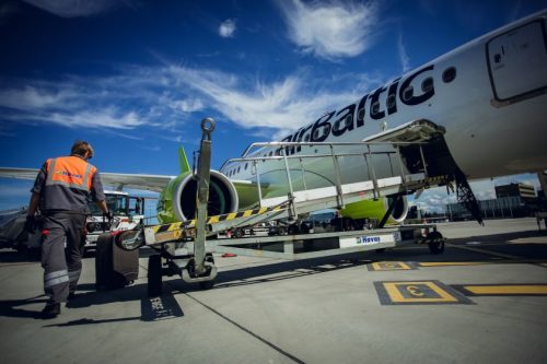 „airBaltic“ pajamos už papildomas paslaugas augo 35%
