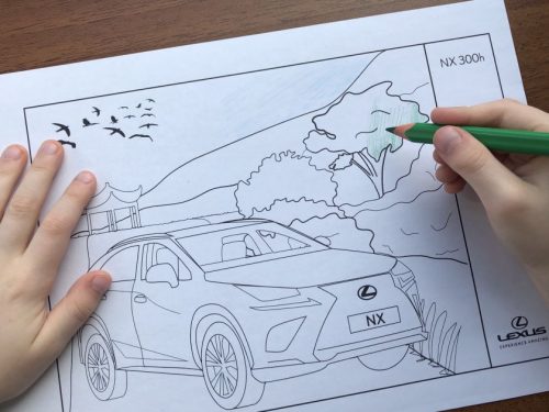 Daugiau veiklų, mažiau nuobodulio – „Lexus“ tiesia pagalbos ranką namuose dirbantiems tėvams