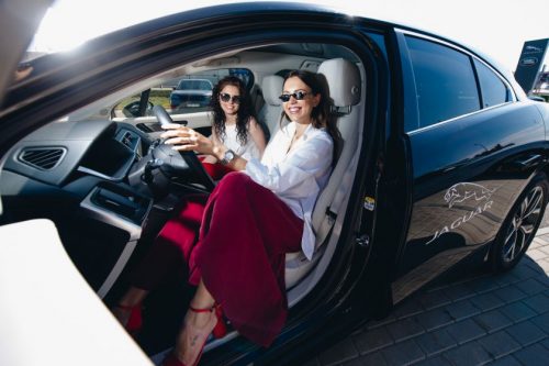 „Moterų ralyje“ pirmą kartą dalyvaus elektromobilis