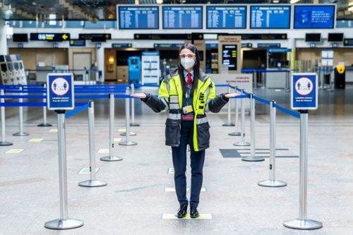 Primename: į oro uostus – tik su apsaugine veido kauke