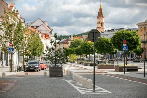 Apklausos: sostinės gyventojai ir verslininkai palaiko kilpinio eismo įvedimą