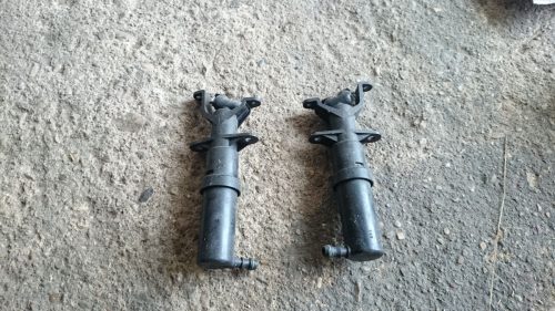 Farų apiplovimų purkštukai (buvo ant Galaxy 2004m.)