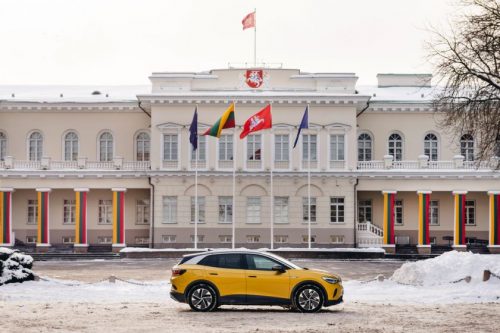 Elektrinis „Volkswagen“ visureigis ID.4 jau Lietuvoje