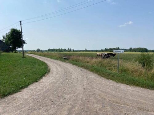 Po Uteną – su šlepetėmis