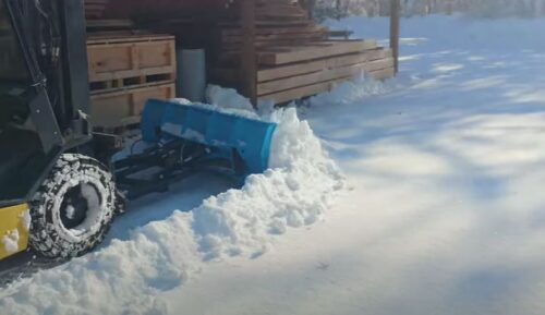 SNIEGO PEILIAI AUTOKRAUTUVAMS