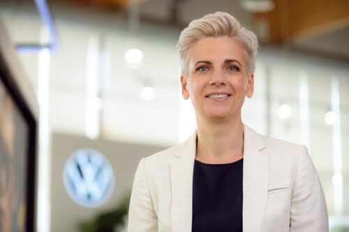 Naudotų automobilių pardavėjai perspėja – beveik penktadalis automobilių su suklastota rida