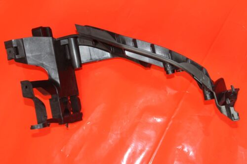 Priekinio keleivio pusės žibinto laikiklis