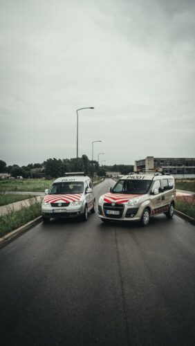 negabaritinių krovinių palyda per Lietuvą