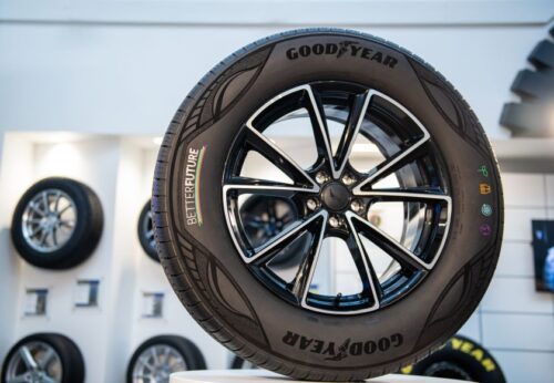 „Goodyear“ pristatė 90 % tvariųjų medžiagų demonstracinę padangą, patvirtintą naudoti keliuose