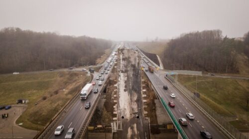 Likviduojant A. Meškinio tilto incidentą vairuotojams prireiks kantrybės: eismo trikdžiai tęsis iki kovo