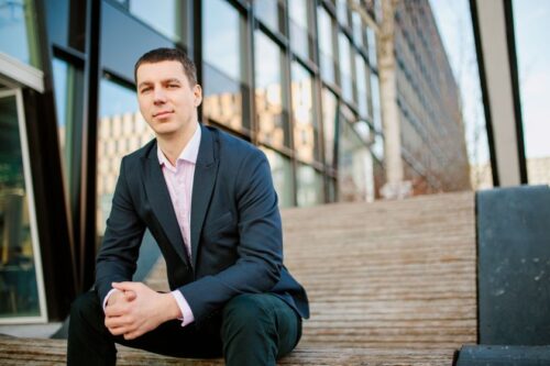 Europai nusprendus tankinti elektromobilių įkrovimo tinklą, Lietuvoje taip pat tikimasi spurto