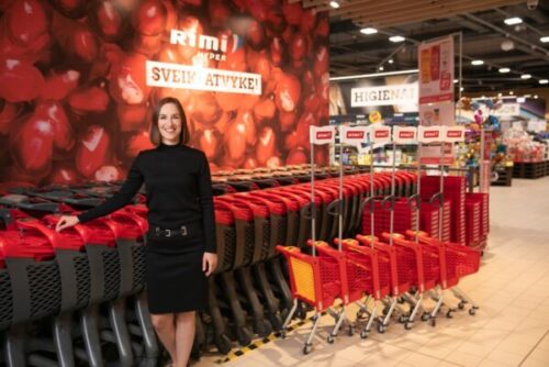 Primename: štai, ką reikėtų daryti automobiliui pakliuvus į pirmojo sniego ir ledo gniaužtus