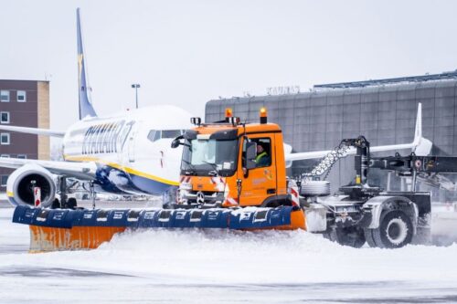 Oro sąlygos ir aviacija: kodėl žiemą dažniau gali vėluoti skrydžiai?