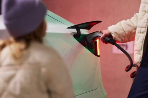 Atskleidė, kiek iš tiesų kainuoja elektromobilio išlaikymas