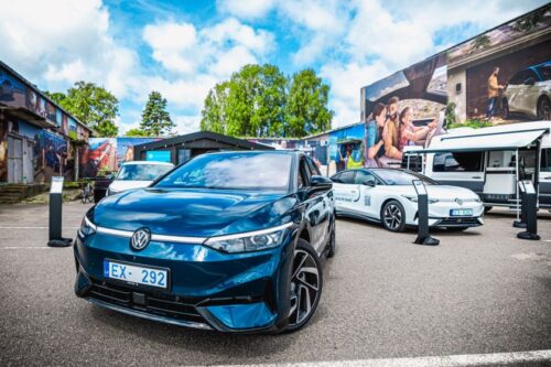 „Volkswagen“ paviljonas Nidoje: „ID.7 Tourer” debiutas Baltijos šalyse bei kiti išskirtiniai modeliai   
