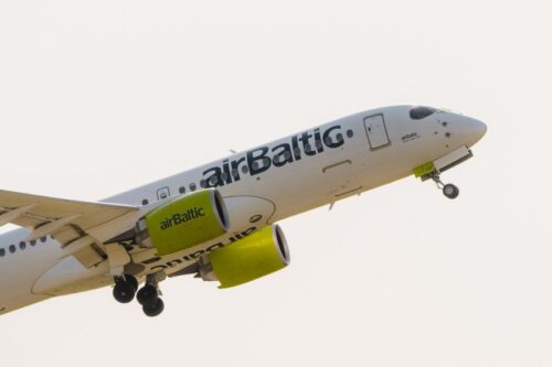 „airBaltic“ rugsėjį pasiekė naujus keleivių, skrydžių ir apkrovos koeficiento rekordus