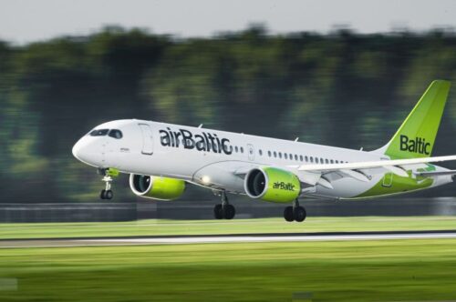 „airBaltic“ 2024 m. ataskaita: nepaisant visos pramonės šakos iššūkių, fiksuotas rekordinis pajamų ir keleivių skaičiaus augimas