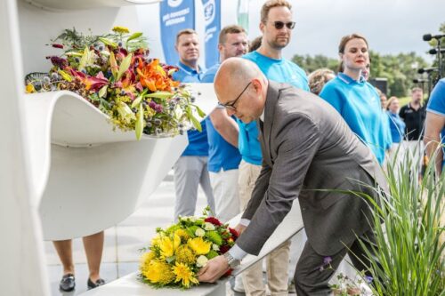 Po didingais Albatroso sparnais – pagarbus „ačiū“ gyvenimą jūrai ir uostui paskyrusiems