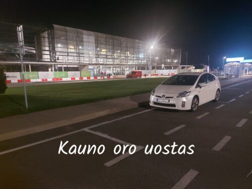 Keleivių pervežimo paslaugos lengvuoju automobiliu 24/7