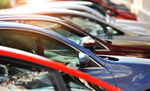 Įvardijo Lietuvos gyventojams svarbiausius kriterijus renkantis naują automobilį