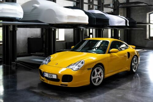 „Commody“ atveria kolekcionavimo galimybes visiems: tapkite legendinio „Porsche 911 Turbo“ bendrasavininku