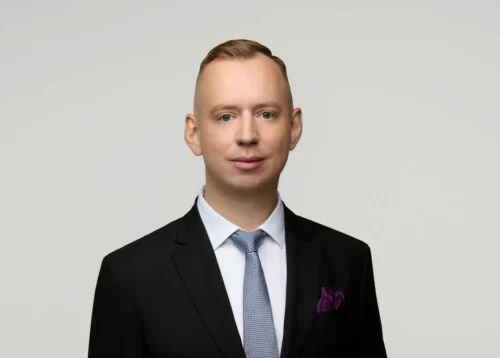 Naudota žemės ūkio technika su paslėptais defektais: ar ūkininkas turi teisę reikšti pretenzijas pardavėjui? 