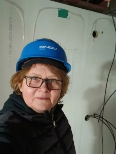 Moterys „vyriškose“ profesijose – jungia laidus ir laužo stereotipus