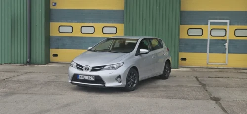 Parduodama Toyota Auris